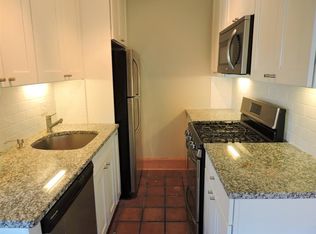 910 Massachusetts Ave #7, Cambridge, MA 02139
