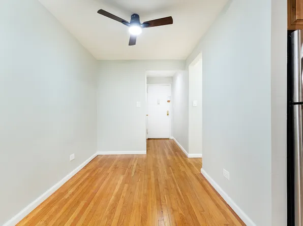 770 Ocean Parkway image 8 of 26