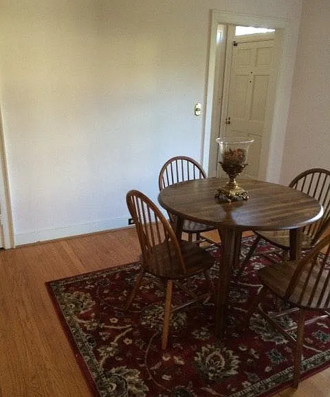 2408 Greenbrier Rd — Photo 6