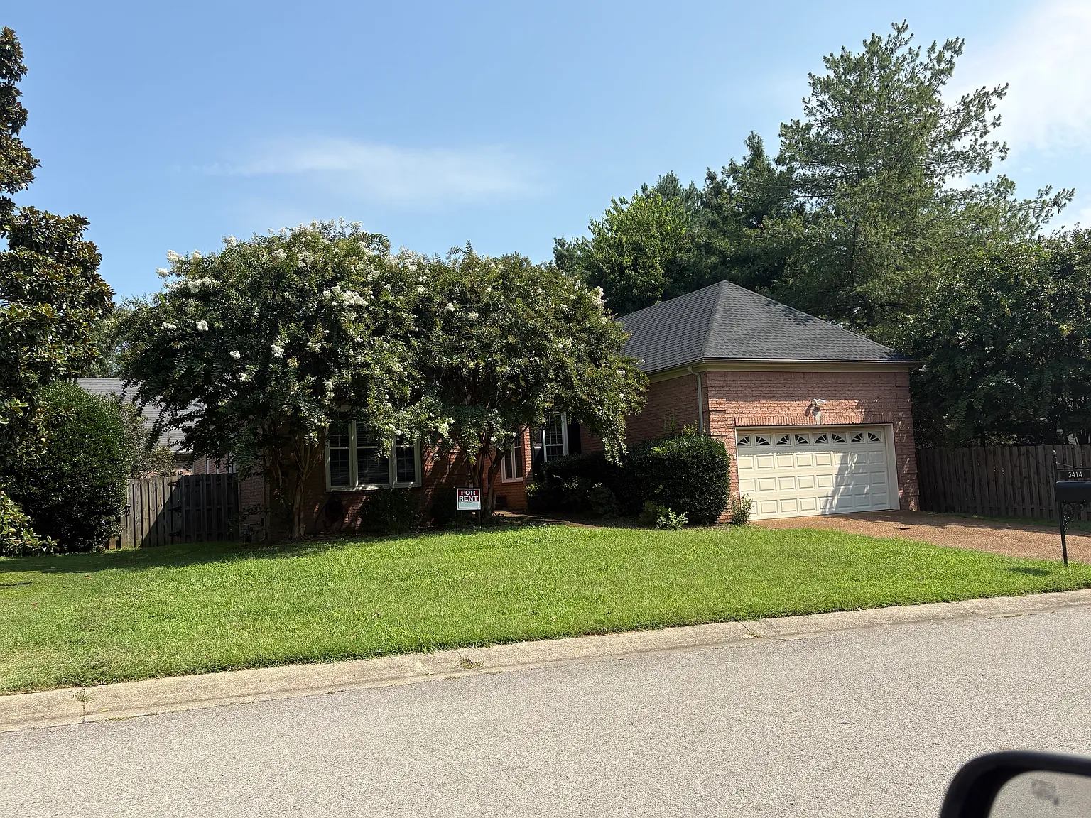 5414 Fredericksburg Way W — Photo 2