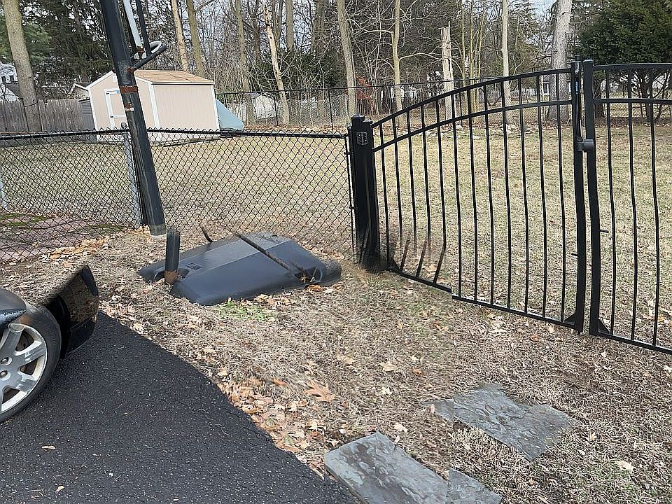 2nd image of 60 Highland Ave