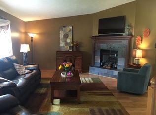 7857 Red Oak Rd, Lincoln, NE 68516