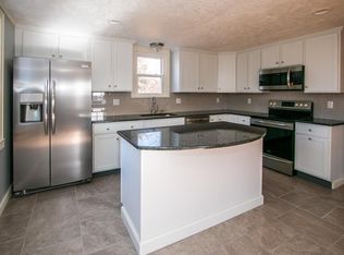 106 Beauregard Ter, Chicopee, MA 01020