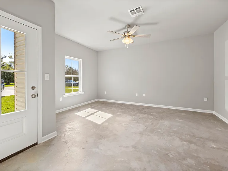 18627 Greenwell Springs Rd — Photo 12