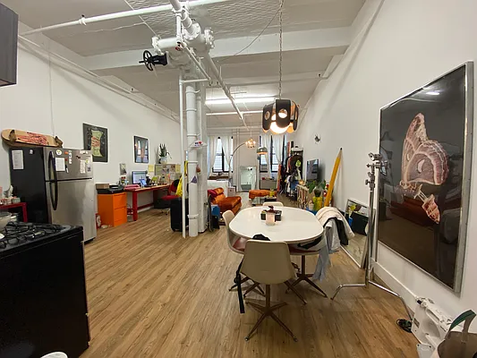 Rented by Nooklyn NYC LLC | media 2