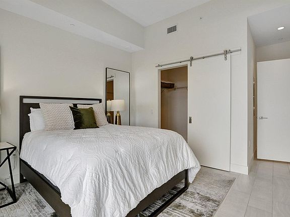 3rd image of 2000 Metropica Way #2607