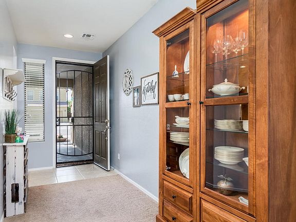 3rd image of 1208 W Desert Glen Dr
