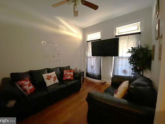 5th image of 3809 Clifton Ave