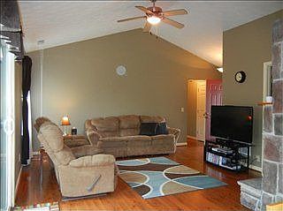 2nd image of 3436 Bulah Ave