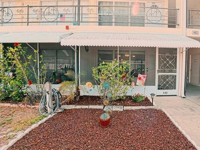 4153 58th St N APT 142, Kenneth City, FL, 33709