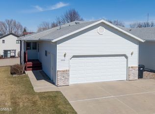 2500 Hoover Ave, Bismarck, ND 58501
