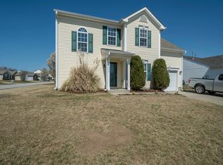 5000 Softwind Dr, Clayton, NC 27520