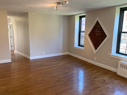 Rented by Carnegie Management Inc | media 36