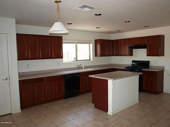 2nd image of 504 E Beth Dr