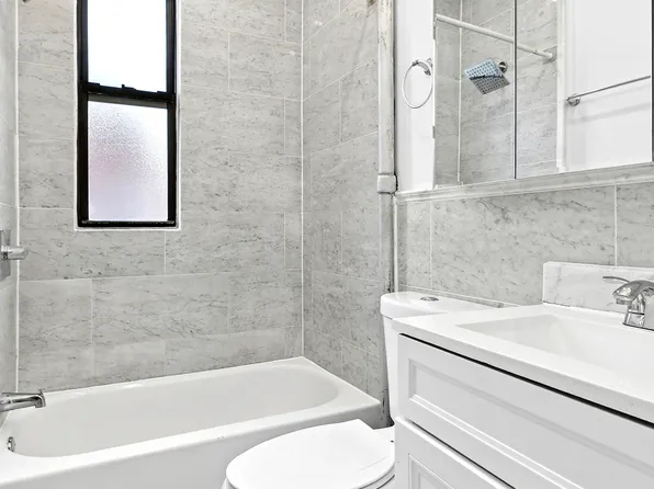 200 West 95th Street image 4 of 6