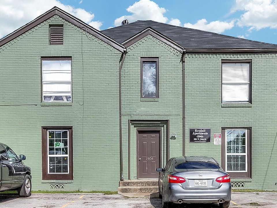 Quiet small complex