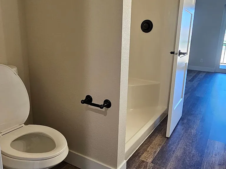 310 Selah Ave — Photo 12