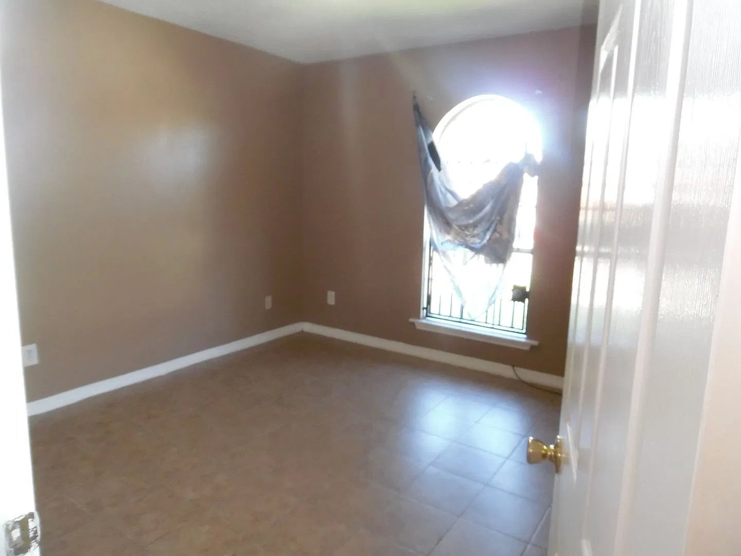 2 bedroom, 1 bath flat — Photo 4