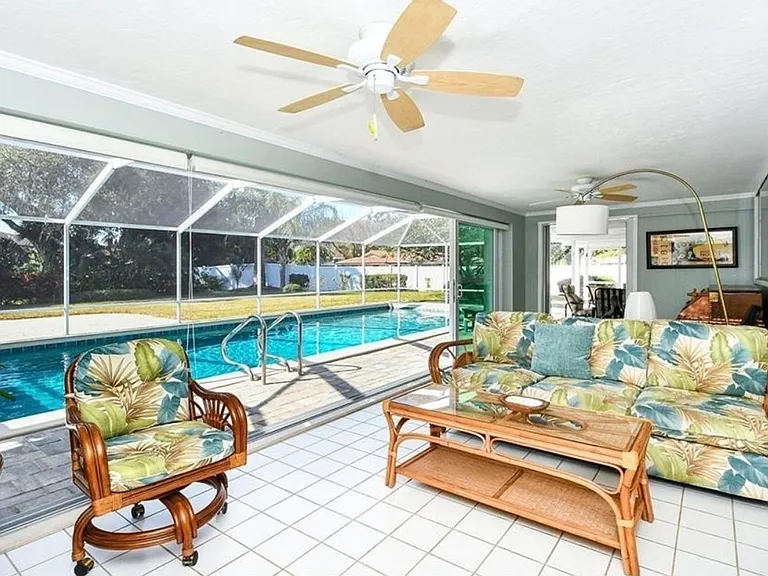 2876 Captiva Dr — Photo 19