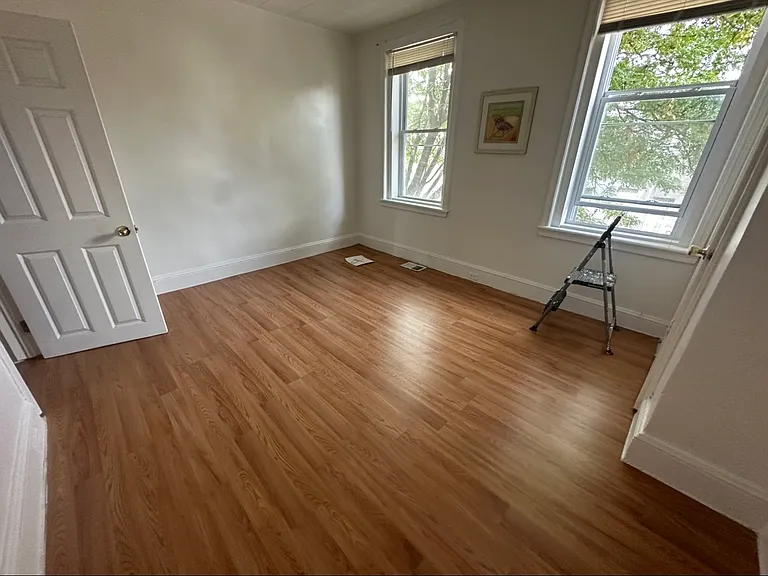 3185 Memphis St — Photo 3