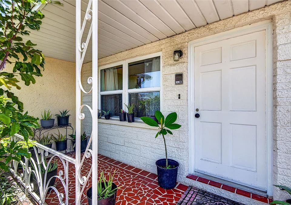 1st image of 7221 Castanea Dr