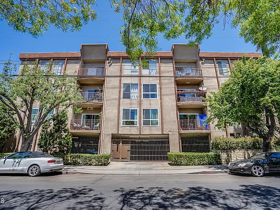 4th image of 2051 S Bentley Ave APT 104