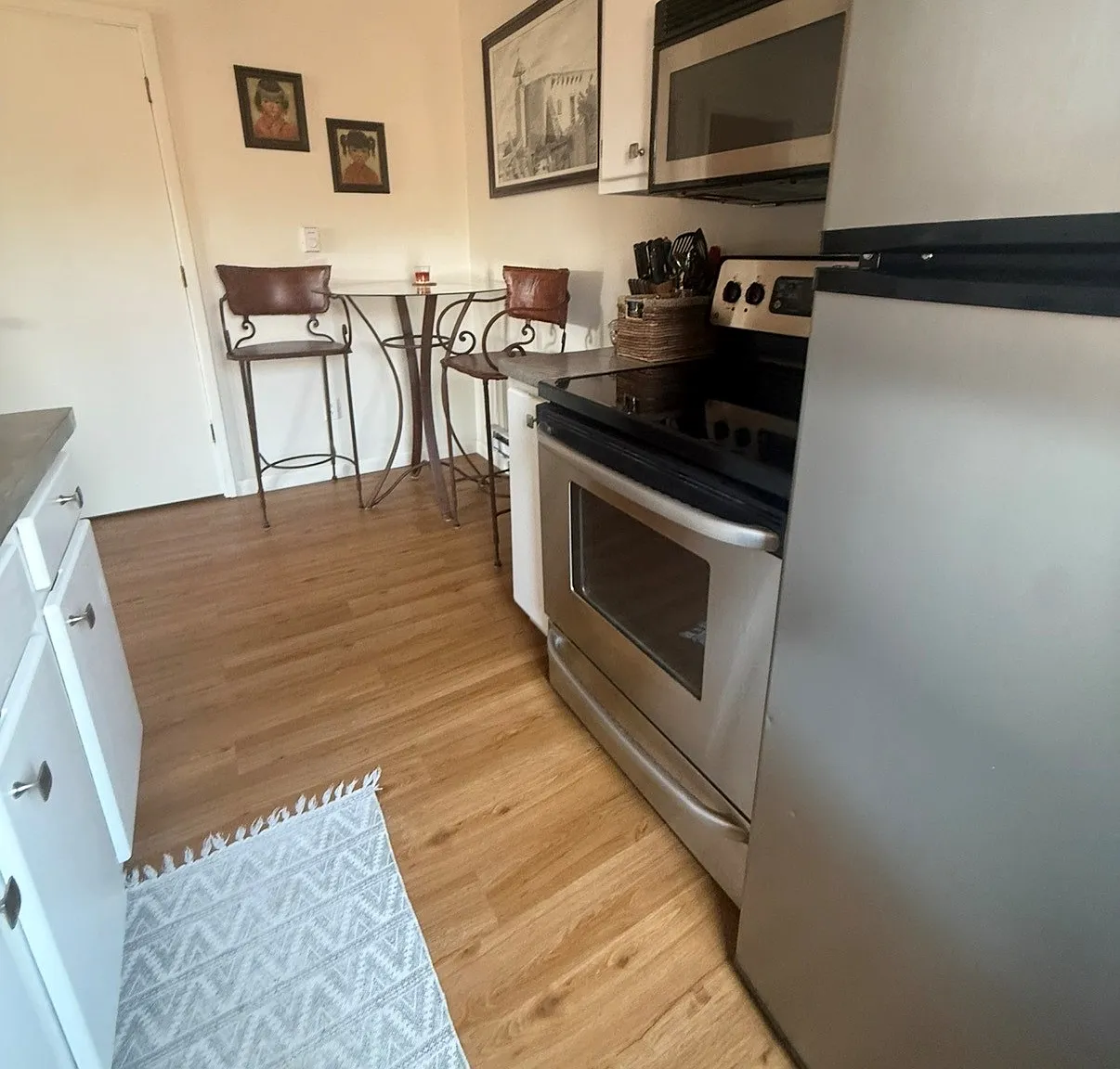 1 bed, 500 sqft, $1,500 — Photo 3