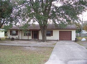 1st image of 138 Marion Oaks Ln