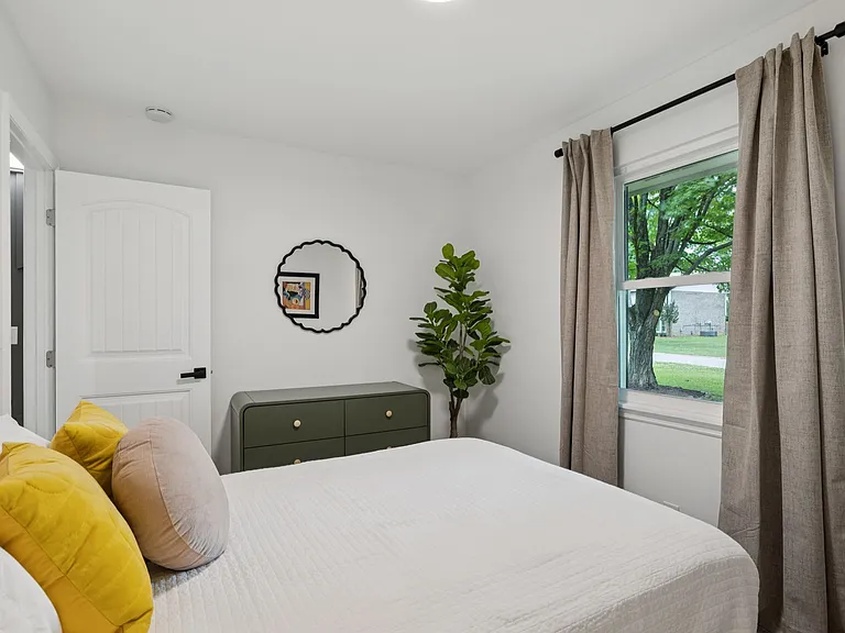 1013 Brink Pl — Photo 18