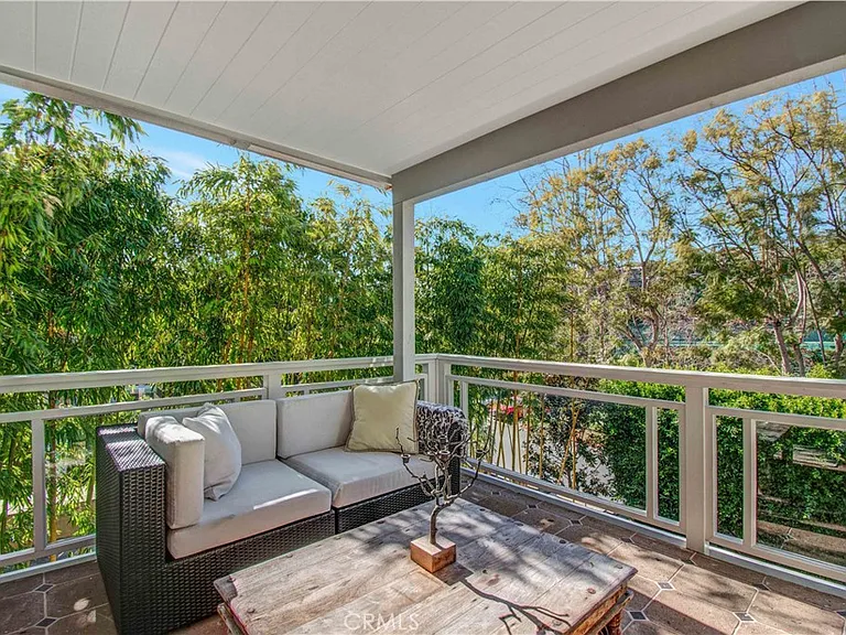 255 Emerald Bay — Photo 17