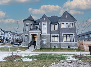 1011 Dyas Ave, Oshawa, ON L1L 0V4