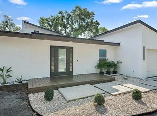 513R Hand Ave, Sarasota, FL 34232