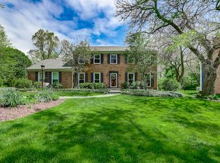 998 Plum Tree Rd, Fox River Grove, IL 60021