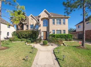 3031 Barton Dr, Pearland, TX 77584