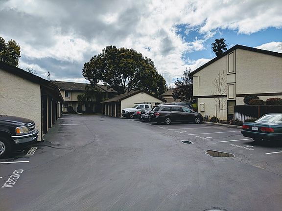 3rd image of 1026 Liebelt Ct