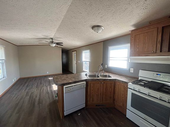 3rd image of 2900 Grand Ave #89