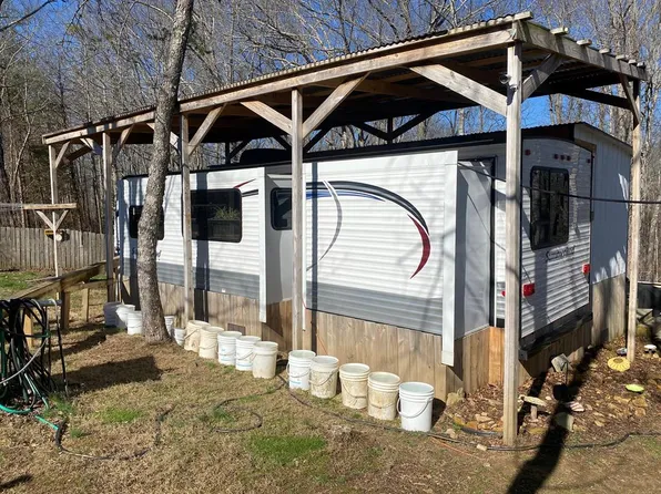 253 Pioneer Loop, Crossville, TN 38571