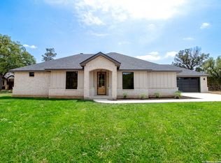 365 Old Camp Rd, Bandera, TX 78003