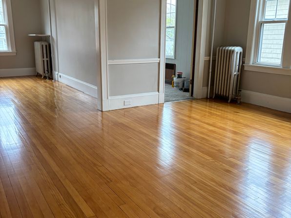 16 Rudman Rd APT 2, Portland, ME 04102