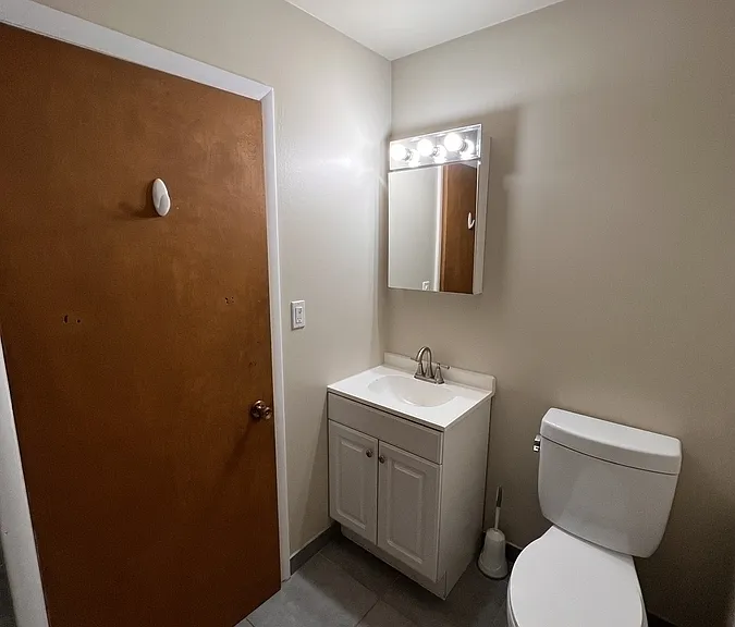 239 N Lake St #6 — Photo 7