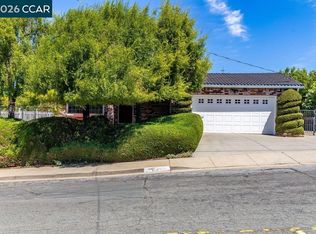 75 Welle Rd, Crockett, CA 94525