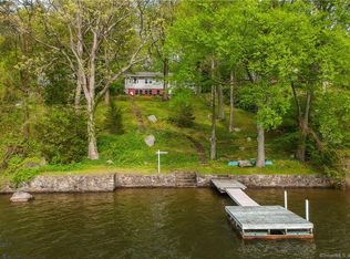 31 Moody Ln, Danbury, CT 06811