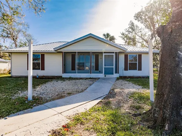 216 N Volusia Ave, Arcadia, FL 34266