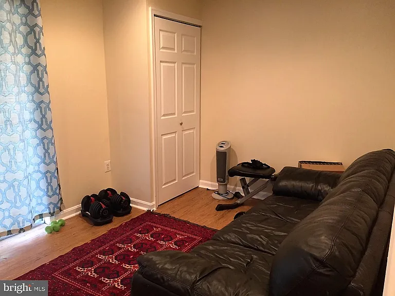 45027 Fellowship Sq — Photo 37