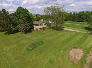 7219 E Maple Ave, Grand Blanc, MI 48439