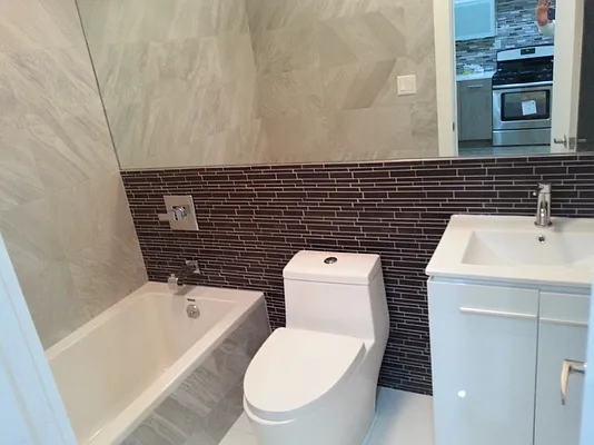 Rented by Premier Metro Realty Corp | media 42