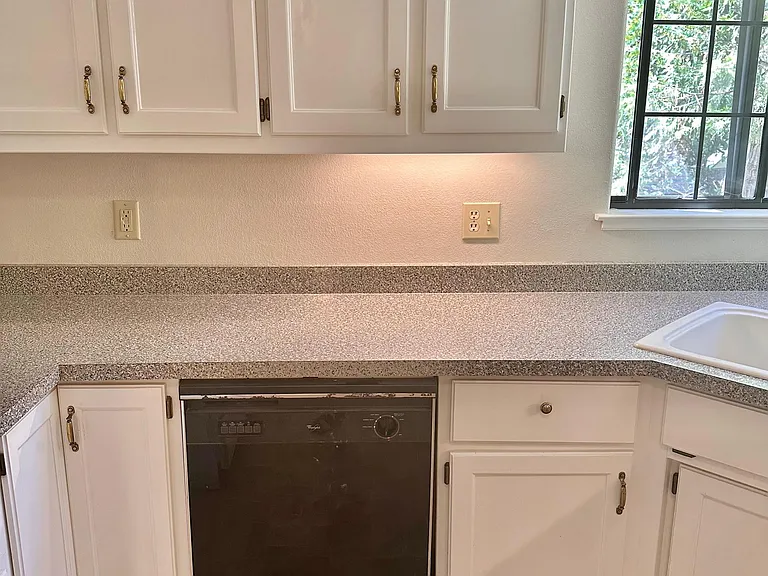 10529 Boulder St — Photo 10