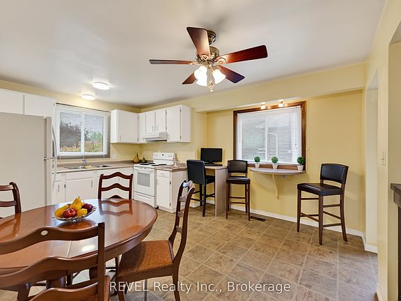 4th image of 36 Manor Rd
