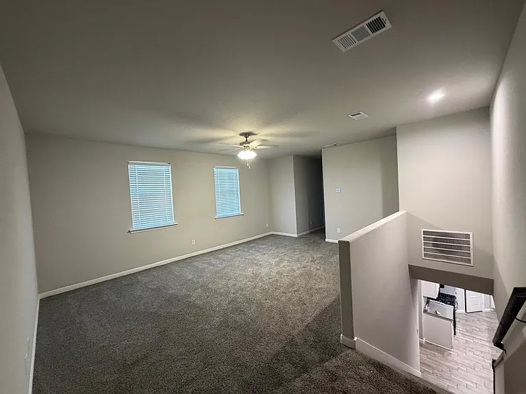 2300 Raleigh Point Dr — Photo 9