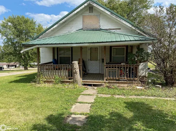 423 N 20th St, Centerville, IA 52544